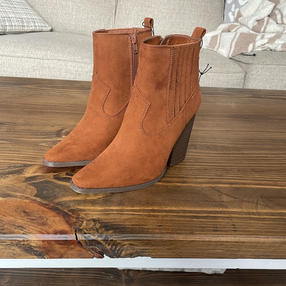 NWT Western Booties